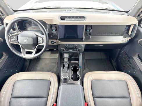 Certified 2023 Ford Bronco Wildtrak AWD/4WD image 15