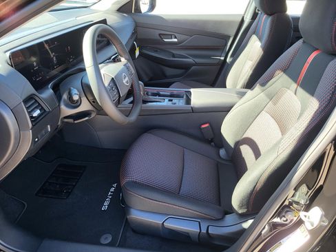 New 2026 Nissan Sentra SR w/ Floor Mat Package image 18
