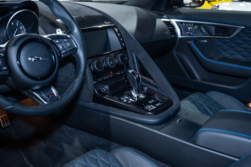 Used 2018 Jaguar F-TYPE SVR AWD/4WD image 48