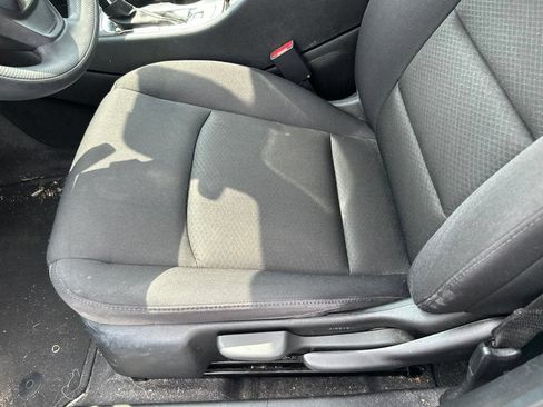 Used 2023 Chevrolet Malibu LS FWD image 14