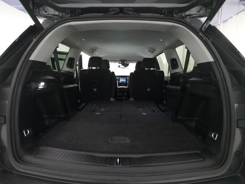 Used 2022 Jeep Grand Cherokee L Laredo w/ Luxury Tech Group I AWD/4WD image 10