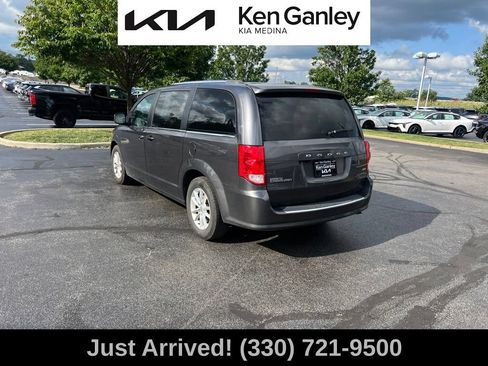 Used 2018 Dodge Grand Caravan SXT FWD image 7