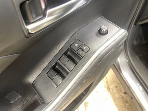 Certified 2024 Toyota Highlander XLE AWD/4WD image 15