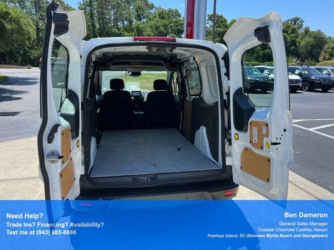 Used 2020 Ford Transit Connect XLT FWD image 17