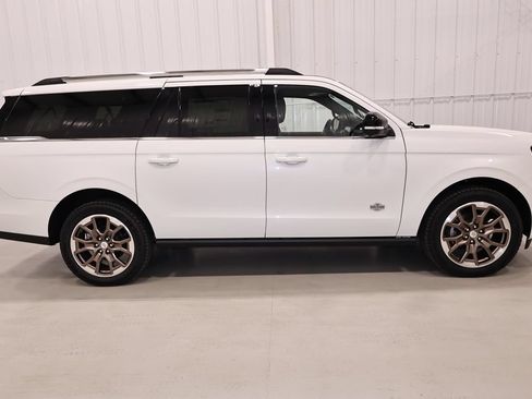 New 2027 Ford Expedition Max King Ranch AWD/4WD image 2