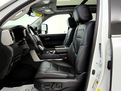Used 2022 Toyota Tundra Limited AWD/4WD image 24