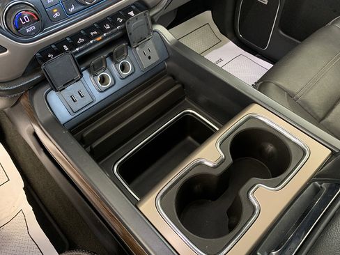 Used 2018 GMC Sierra 2500 Denali w/ Duramax Plus Package image 31