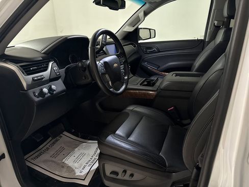 Used 2017 Chevrolet Suburban Premier image 9