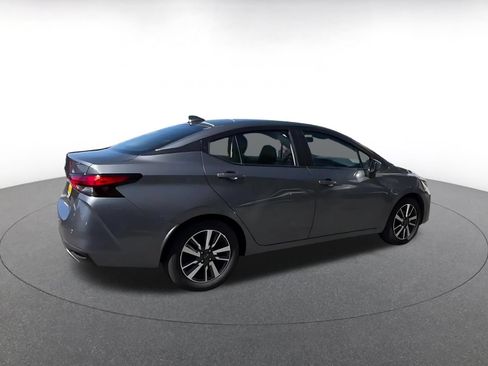Used 2025 Nissan Versa SV FWD image 14