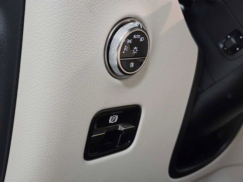 Certified 2026 Mercedes-Benz GLC 300 4MATIC image 25