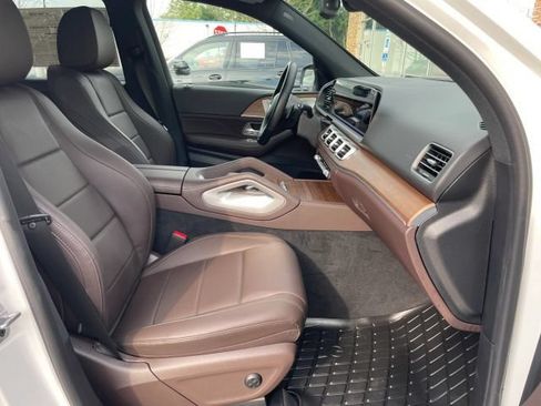 Used 2023 Mercedes-Benz GLE 350 4MATIC image 32