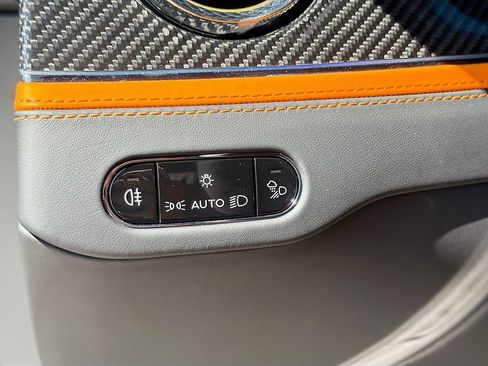 Used 2024 Bentley Flying Spur W12 image 38