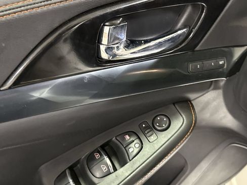 Used 2019 Nissan Maxima SR w/ Premium Package FWD image 22