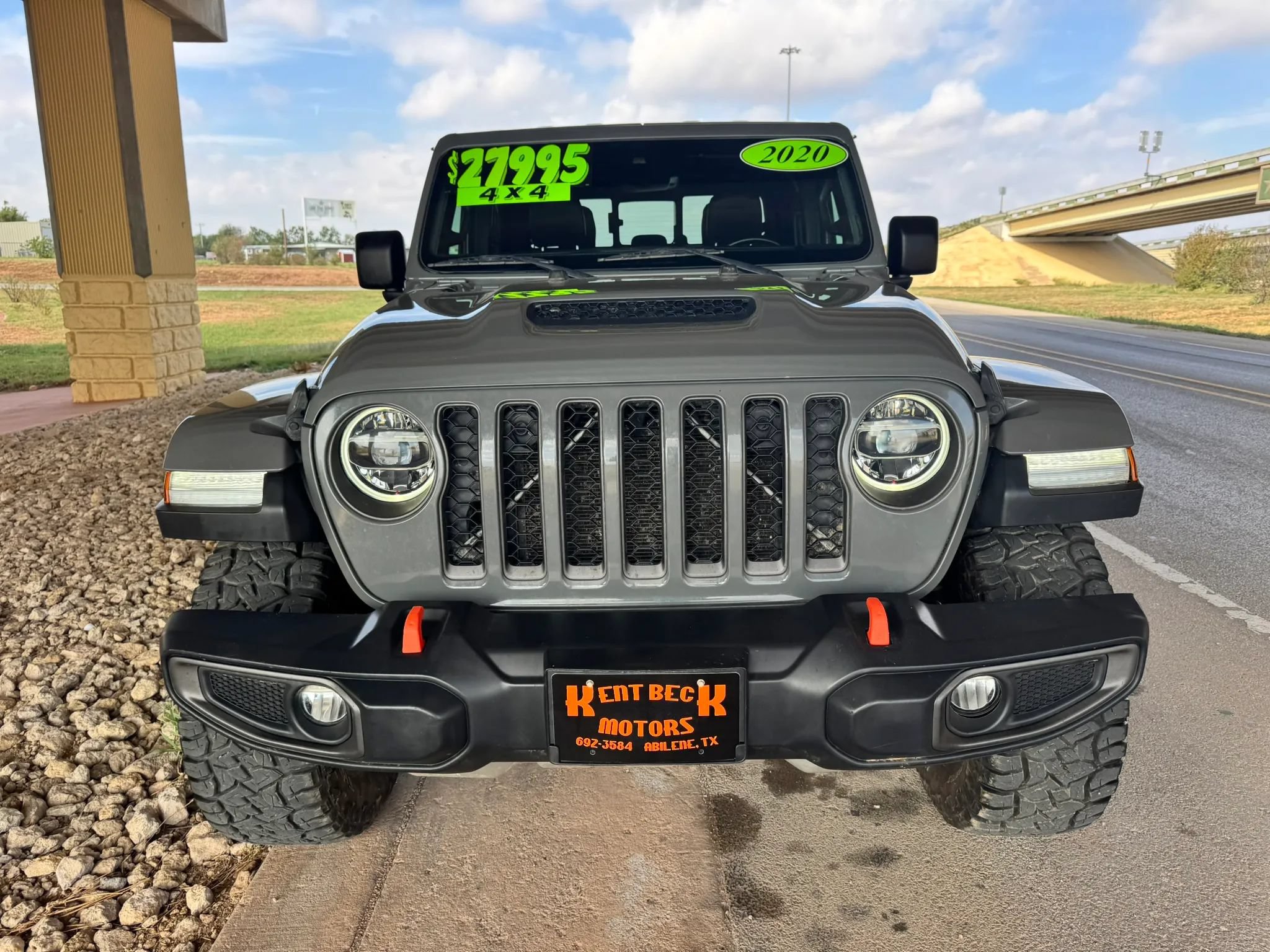 Used 2020 Jeep Gladiator Mojave AWD/4WD image 8