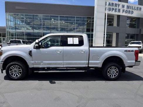 Used 2019 Ford F350 Lariat w/ Camper Package AWD/4WD image 2