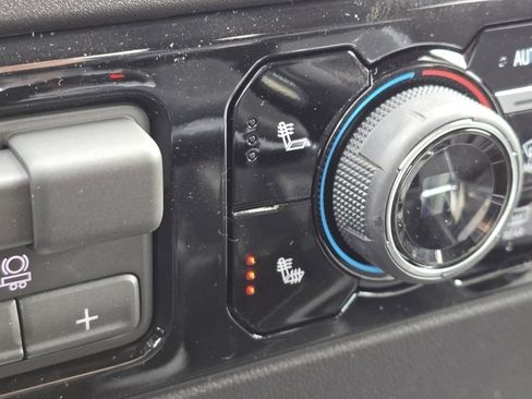 New 2026 Chevrolet Silverado 1500 LT image 4