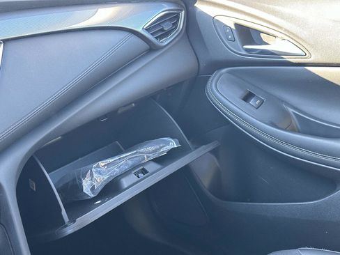 Certified 2023 Buick Encore GX Preferred FWD image 31