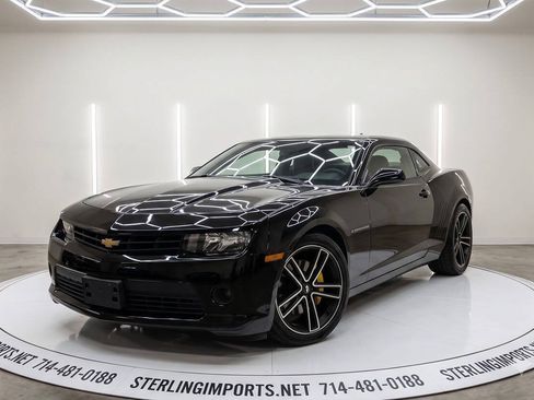 Used 2015 Chevrolet Camaro LS RWD image 1