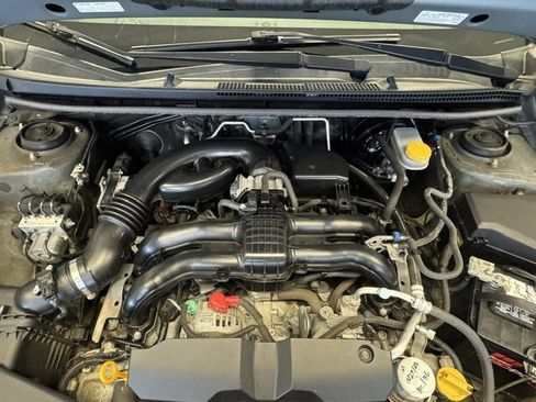 Used 2015 Subaru Impreza 2.0i Premium image 3