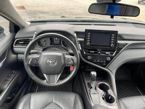 Used 2024 Toyota Camry SE FWD image 15