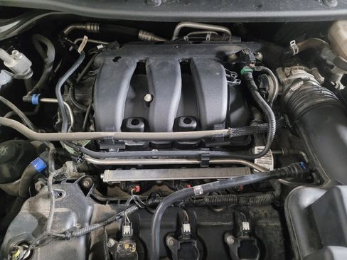 Used 2019 Ford Explorer XLT w/ Equipment Group 202A image 30