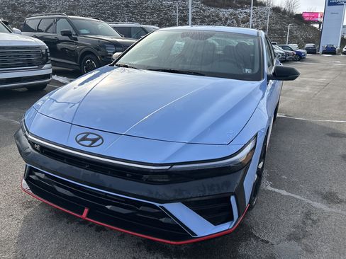 Used 2025 Hyundai Elantra N image 20