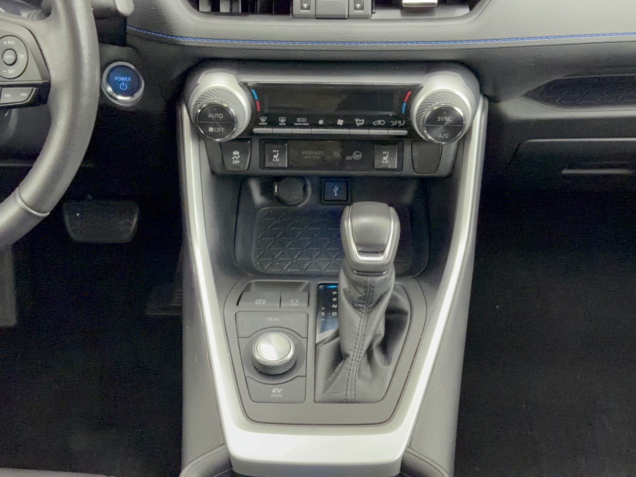 Used 2021 Toyota RAV4 XSE w/ XSE Grade Weather Package AWD/4WD image 22