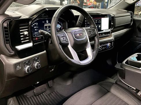 Used 2023 GMC Sierra 1500 Elevation image 15