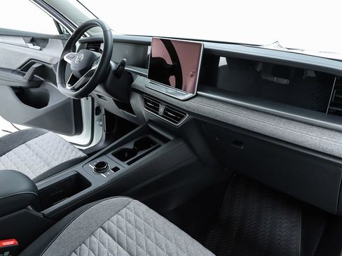 New 2026 Volkswagen Tiguan S image 69