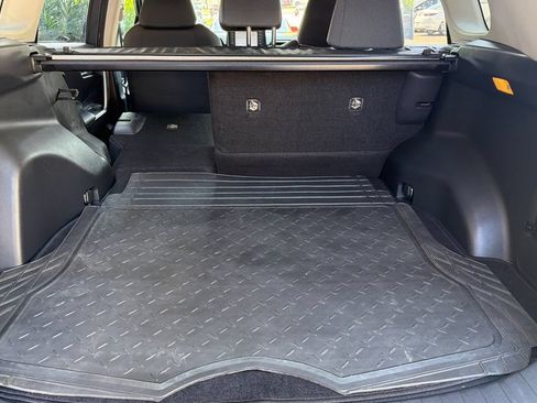 Used 2019 Toyota RAV4 XLE w/ Carpet Mat Package FWD image 16