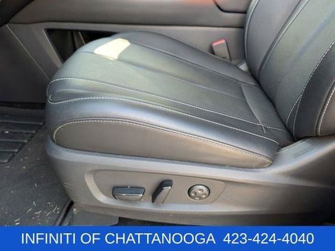 Certified 2025 INFINITI QX60 Luxe w/ Cargo Package AWD/4WD image 23