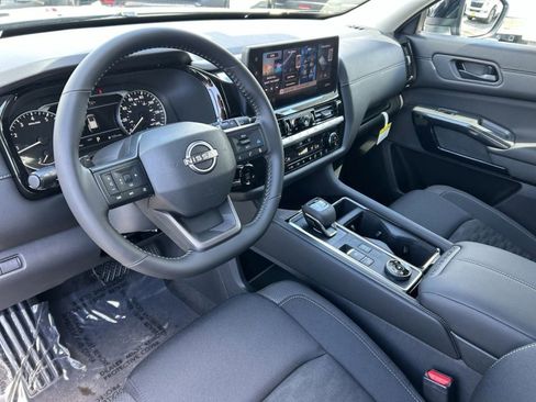 New 2026 Nissan Pathfinder SV AWD/4WD image 38