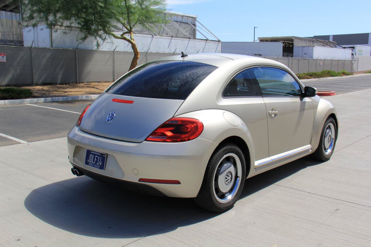 Used 2012 Volkswagen Beetle 2.5 FWD image 5