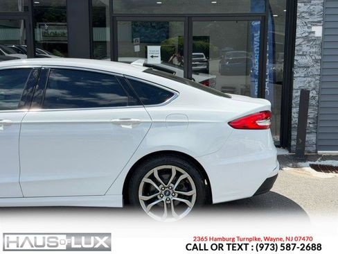 Used 2019 Ford Fusion SEL FWD image 6