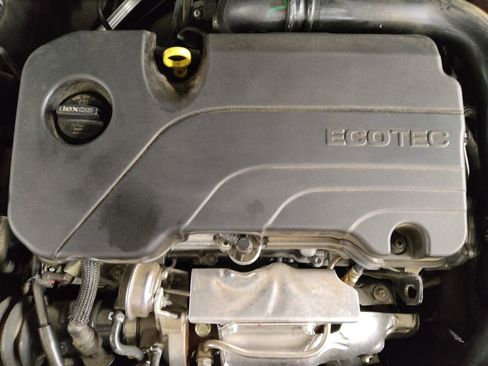 Used 2022 Chevrolet Malibu RS FWD image 30