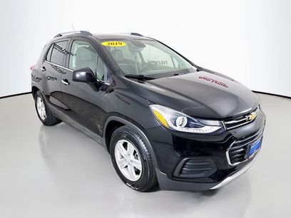 Used 2019 Chevrolet Trax LT w/ Sun & Sound Package