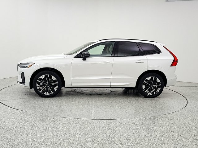 New 2026 Volvo XC60 B5 Plus w/ Protection Package Premier AWD/4WD image 8
