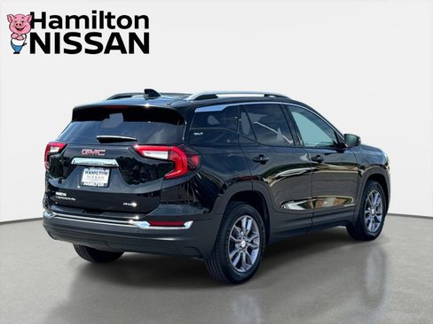 Used 2023 GMC Terrain SLT AWD/4WD image 2