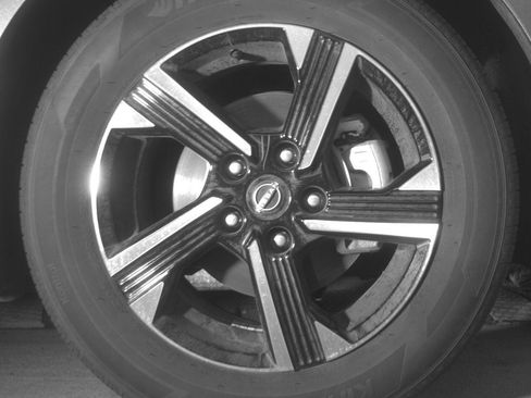 Used 2025 Nissan Sentra SV image 13