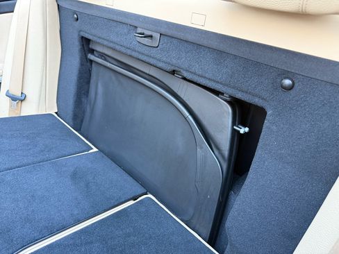 Used 2017 BMW 430i Convertible image 32