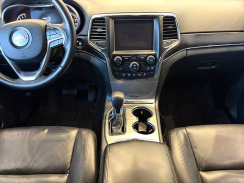 Used 2018 Jeep Grand Cherokee Limited AWD/4WD image 14