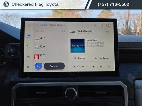 Used 2024 Toyota Tacoma Limited w/ Limited Package (LT) image 17