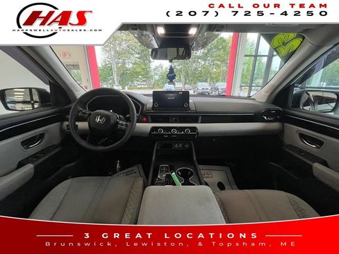 Used 2023 Honda Pilot LX image 15