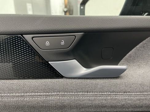 New 2026 Volkswagen Tiguan S image 27