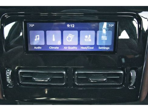 Used 2025 Lincoln Aviator Reserve w/ Equipment Group 201A AWD/4WD image 13