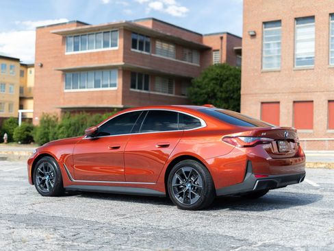 Used 2023 BMW i4 eDrive35 w/ Premium Package RWD image 10