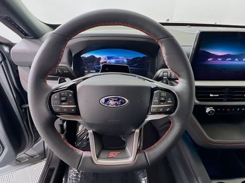 New 2026 Ford Explorer ST w/ Sun And Sound Package image 8