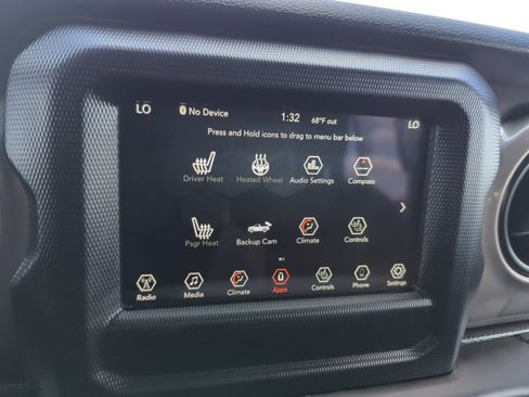 Used 2021 Jeep Gladiator Sport AWD/4WD image 18