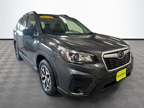 Used 2020 Subaru Forester Premium AWD/4WD image 3