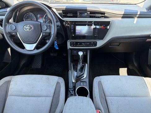 Used 2019 Toyota Corolla LE FWD image 9
